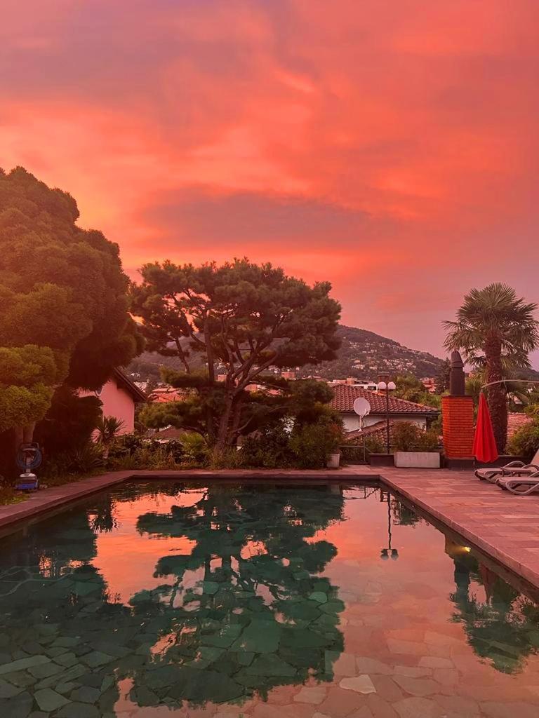 Villa Garni Gardenia カズラノ エクステリア 写真