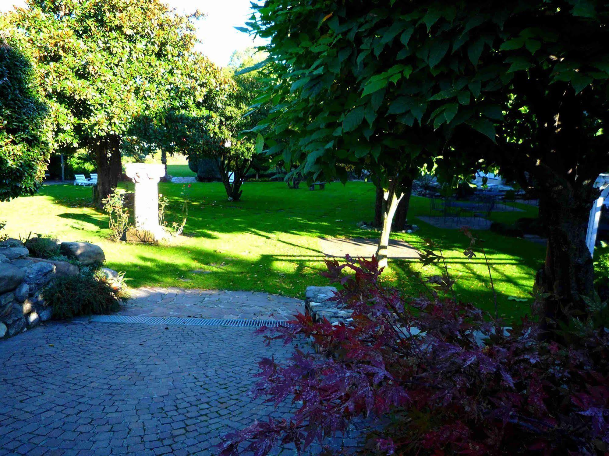 Villa Garni Gardenia カズラノ エクステリア 写真